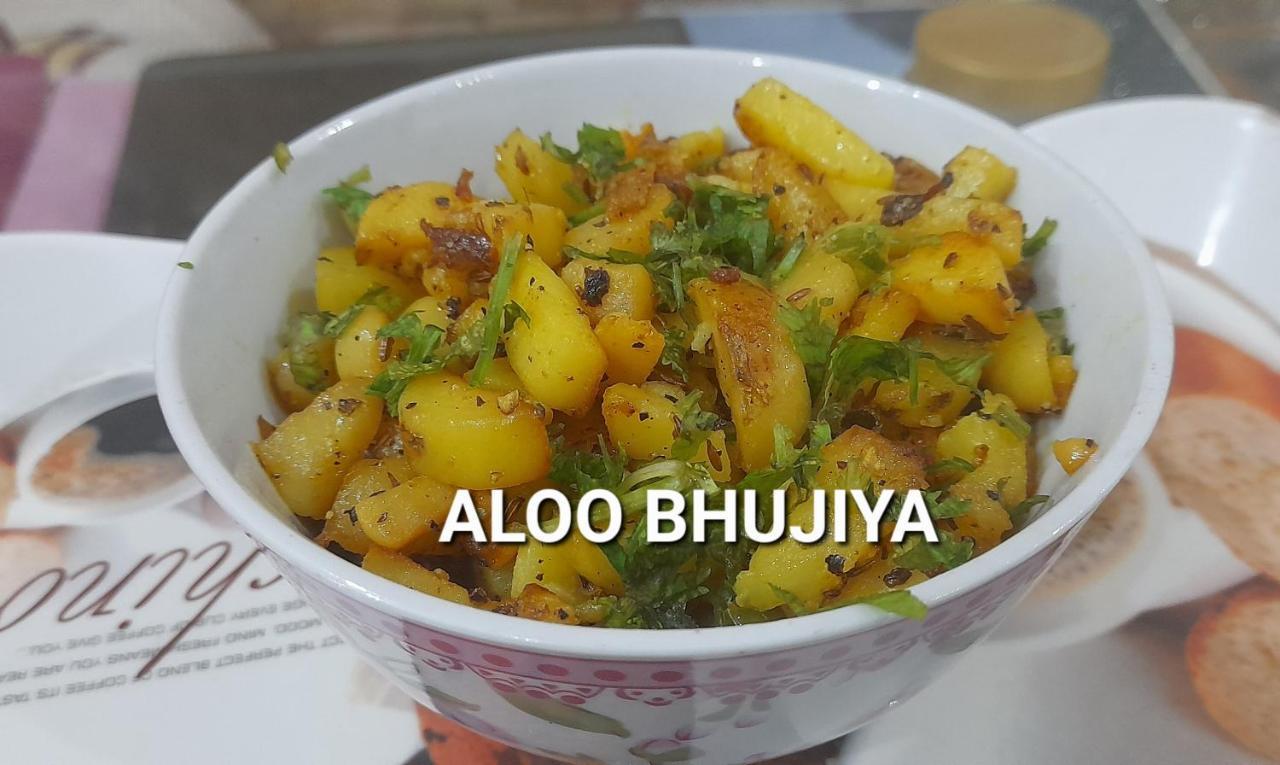 Kanak * Varanasi